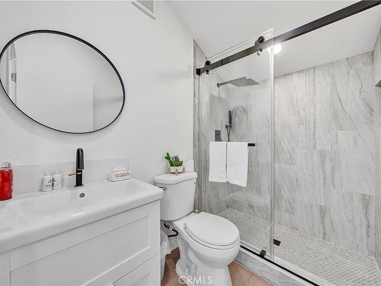 920 W Balboa Blvd — Photo 24