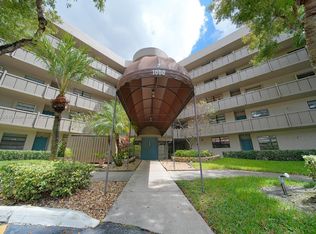 1000 Colony Point Cir APT 114, Pembroke Pines, FL 33026