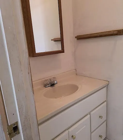 710 W Pine Ave — Photo 12