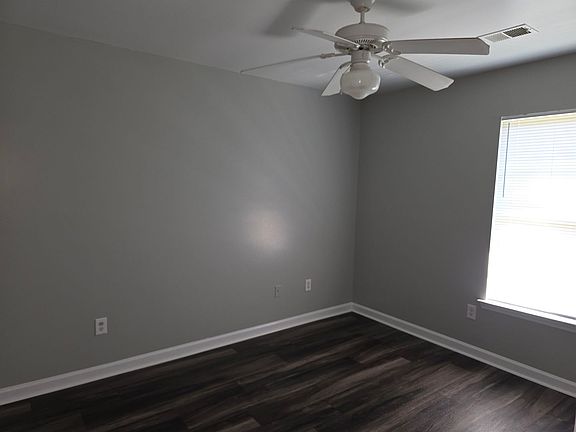 5th image of 201 Casa Ct #217
