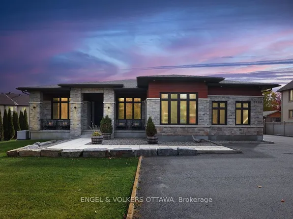 1296 Bankfield Rd, Ottawa, ON K4M 1L8