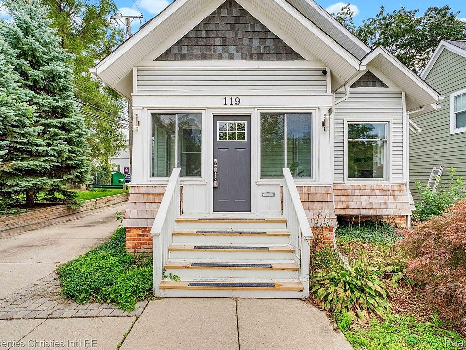 119 Crane Ave, photo 4