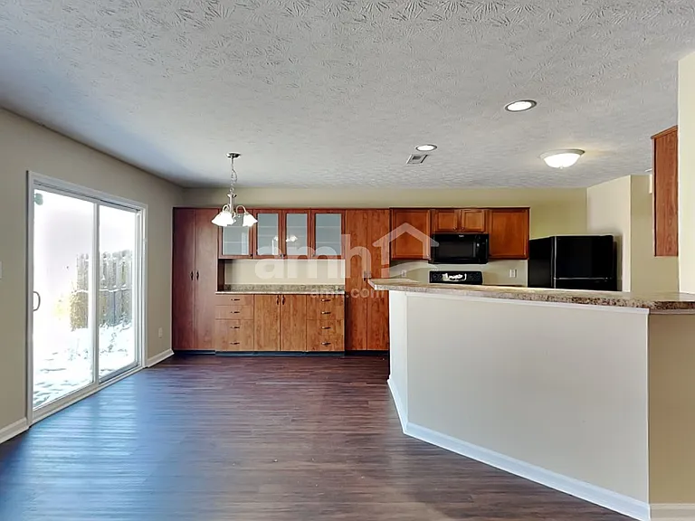 11408 Loudon Ln — Photo 5
