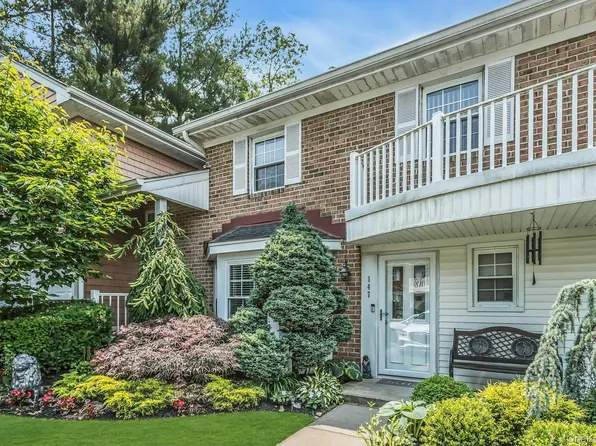 147 The Knoll, Syosset, NY 11791