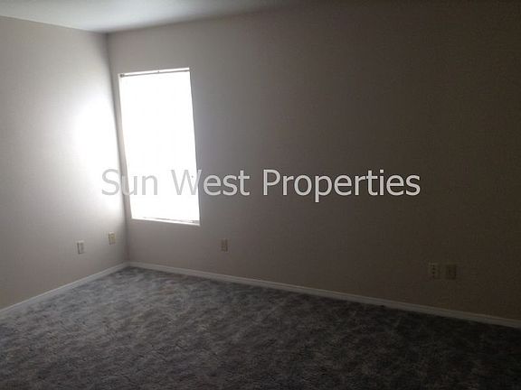 5th image of 312 N Monterey Ave