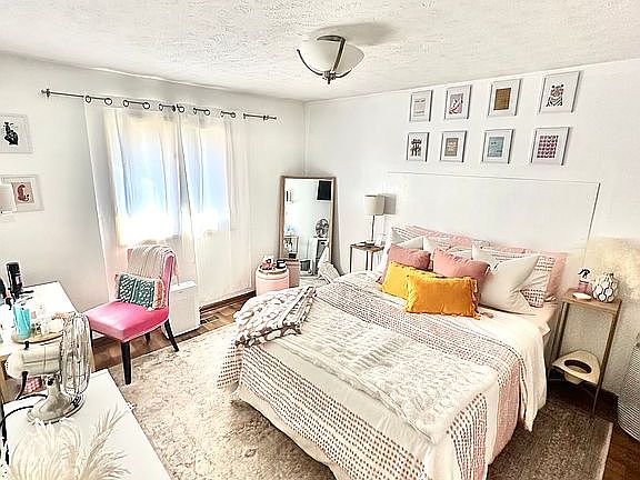 4th image of 1810 Pawnee St