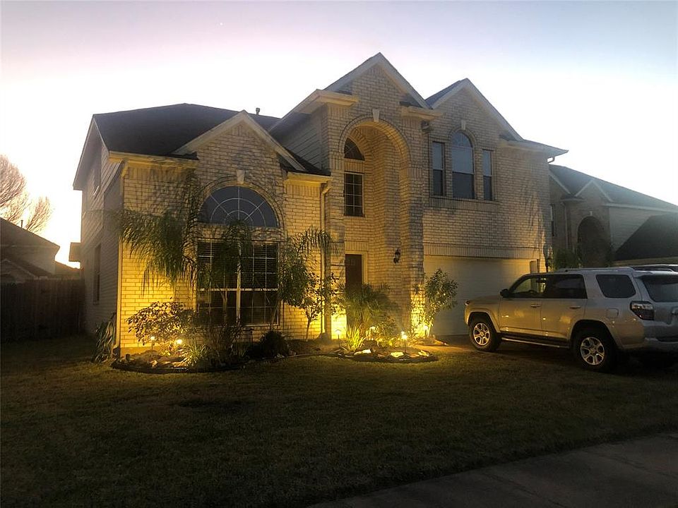 1st image of 21 Palm Villas Dr