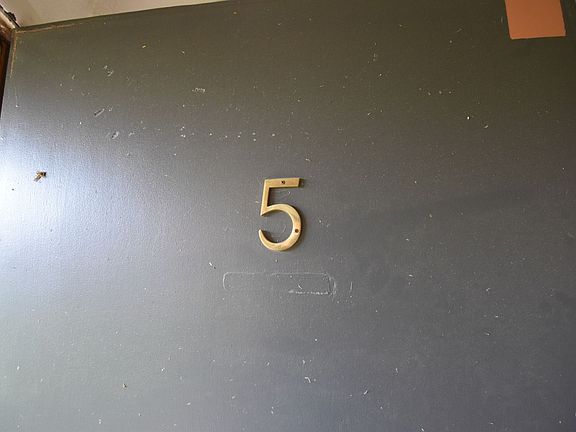 3rd image of 911 Portland Pl #933-5
