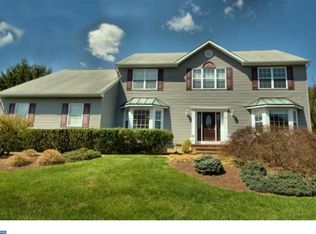 33 Cottage Place Dr, Robbinsville, NJ 08691