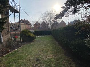 1307 W Flournoy St, Chicago, IL 60607