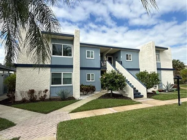 1561 NE 12th Ter, Jensen Beach, FL