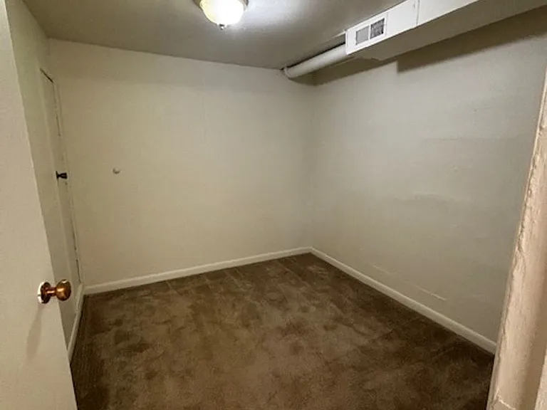 147 Lummis Ct — Photo 21