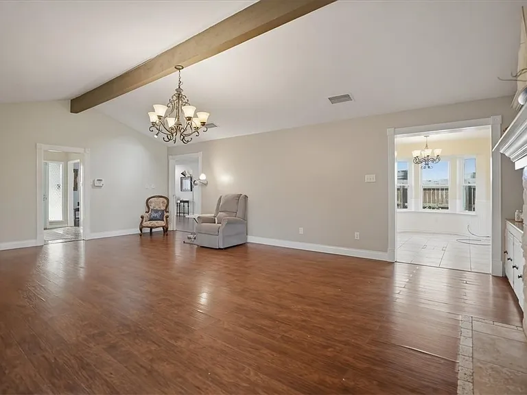 6826 Sahara Dr — Photo 10