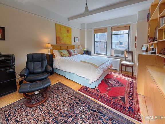 2nd image of 40 W 72nd St APT 47