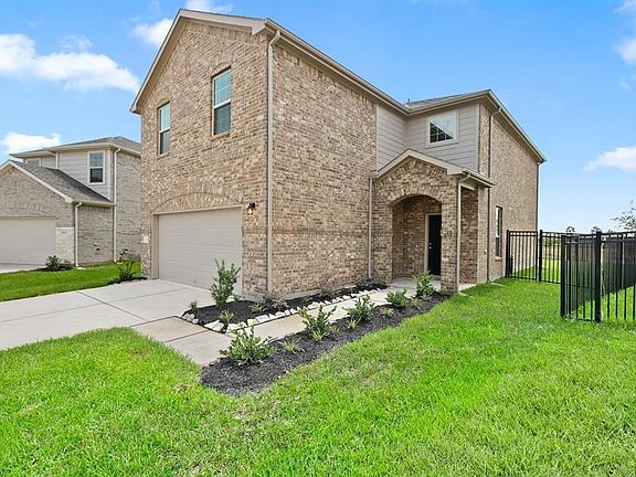 3rd image of 1024 Greenshank Dr