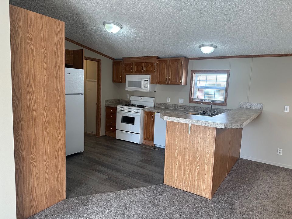 1st image of 303 Scarlet Oak Ln #303