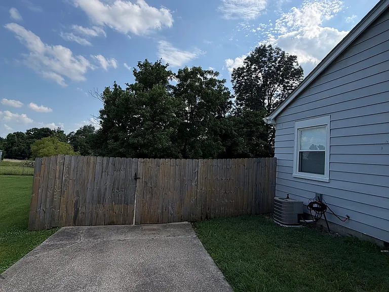 2222 Flat Rock Rd — Photo 9