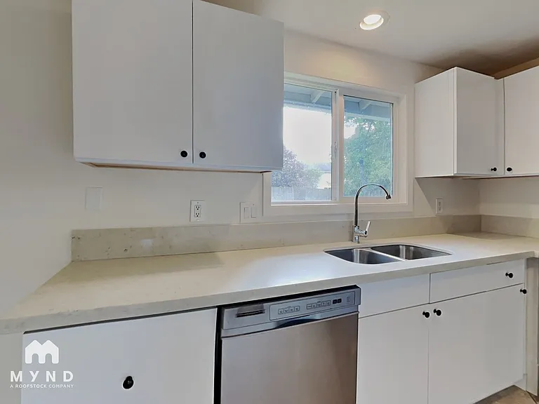 8612 Sw Ctr — Photo 21