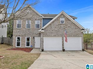 1801 Deer Valley Ln, Hoover, AL 35226