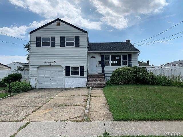 1st image of 472 N Atlanta Ave