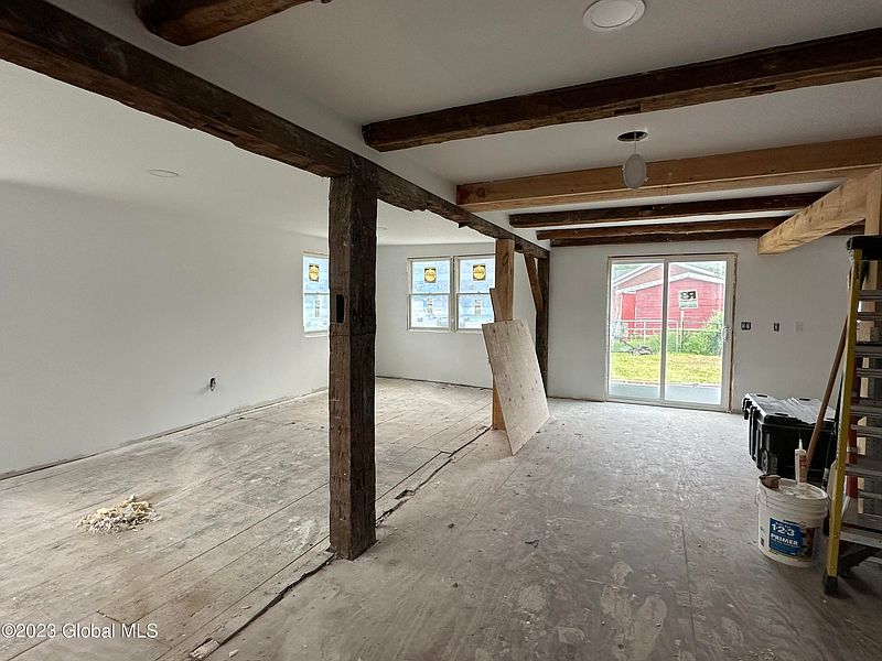 3rd image of 164 Grand Street