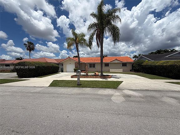 3rd image of 3262 SW 139th Pl