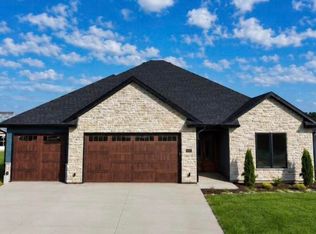 5217 Stormy Dr, Columbia, MO 65203