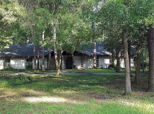 814 Rosewood Dr, Dickinson, TX 77539