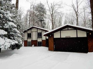 2570 Liegl Dr, Alanson, MI 49706