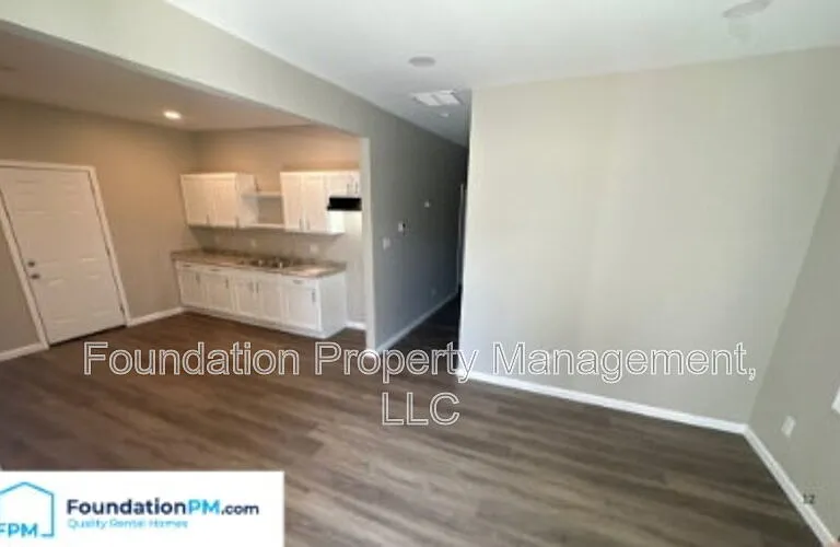 772 Pearce St — Photo 6