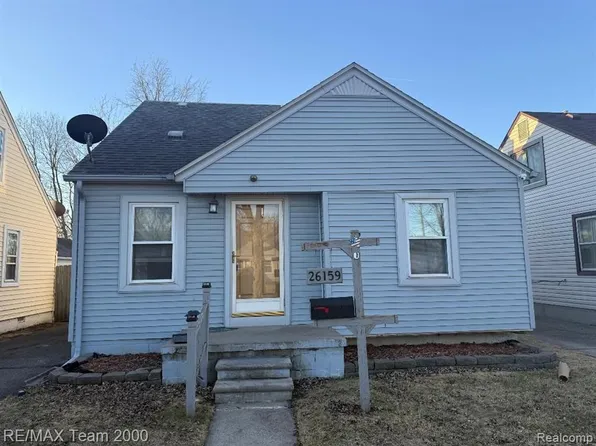 26159 Hanover St, Dearborn Heights, MI 48125