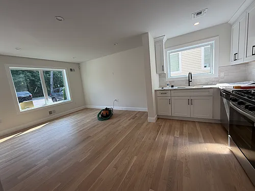 262 Maine Ave #2 Photo 1