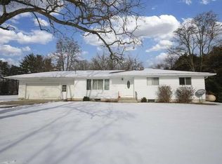 271 E Baker Rd, Hope, MI 48628