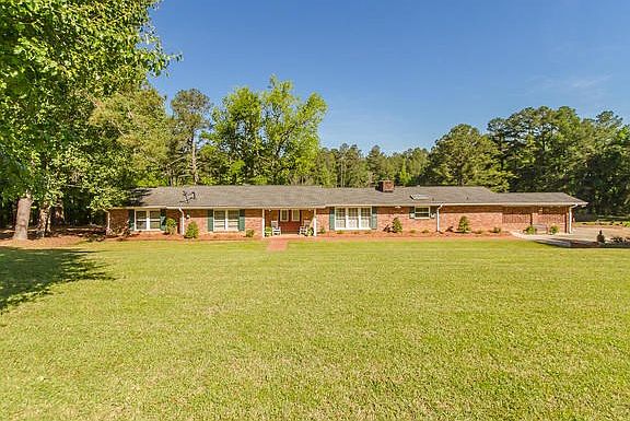 4th image of 4785 Silver Lake Dr