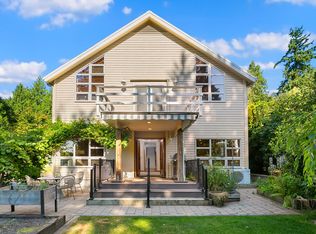 13609 62nd Ave NE, Kirkland, WA 98034