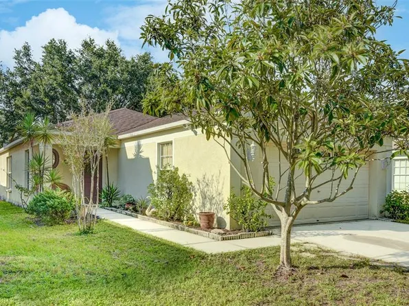 8313 Quarter Horse Dr, Riverview, FL 33578