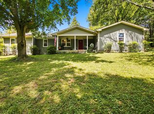 2390 Harlan Rd, Columbia, TN 38401