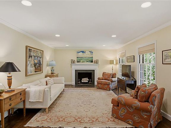 4th image of 1117 Huntingdon Rd