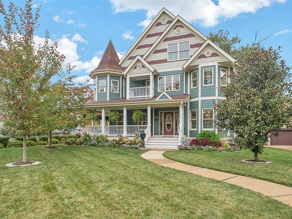 2nd image of 427 W Woodbine Ave