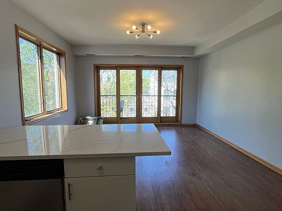 2nd image of 1445 N Wieland St APT 3