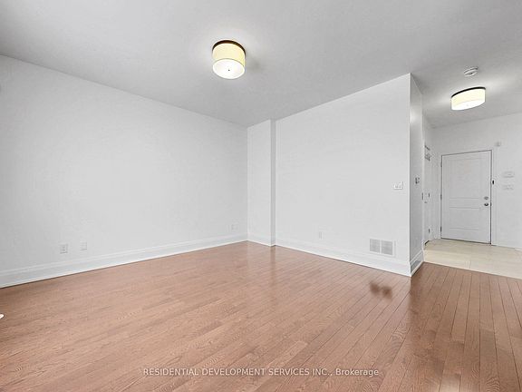 4th image of 37 Village Pkwy