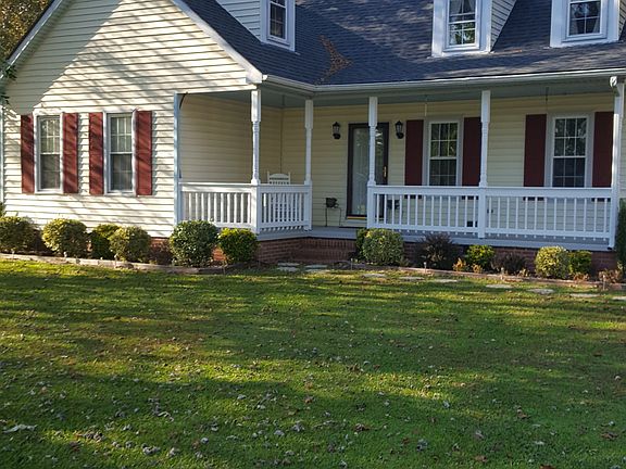 2nd image of 115 Valleywood Dr