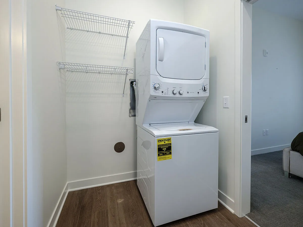 Rivers Edge Apartments — Photo 4