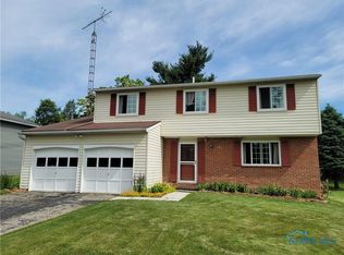 5918 E Pembridge Dr, Toledo, OH 43615