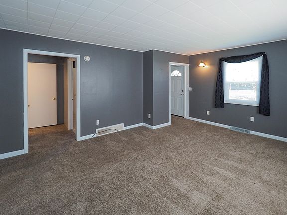 501 Water St-105