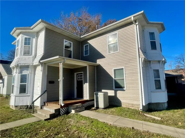 323 Jackson St, Warrensburg, MO 64093