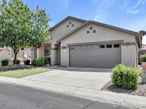 3rd image of 5261 E Ivyglen St
