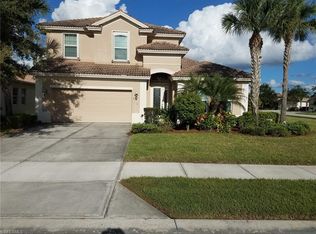 8169 Valiant Dr, Naples, FL 34104
