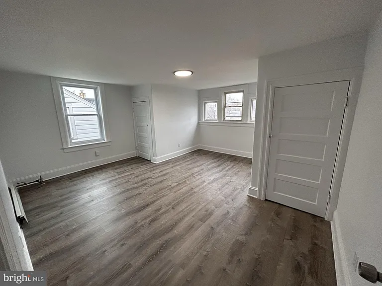 1067 S Clinton Ave #2 — Photo 26