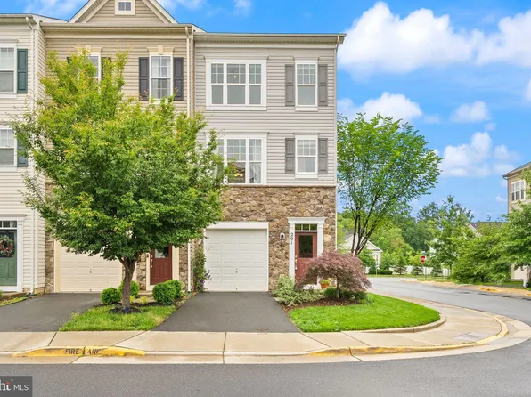 201 Miles Hawk Ter, Purcellville, VA 20132